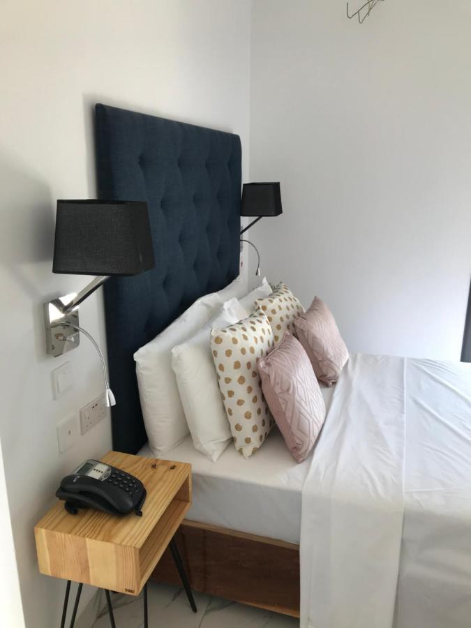 Mica Apartments Serrekunda Eksteriør bilde